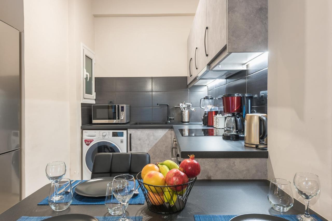 Modern Apartment Downtown Афіни Екстер'єр фото